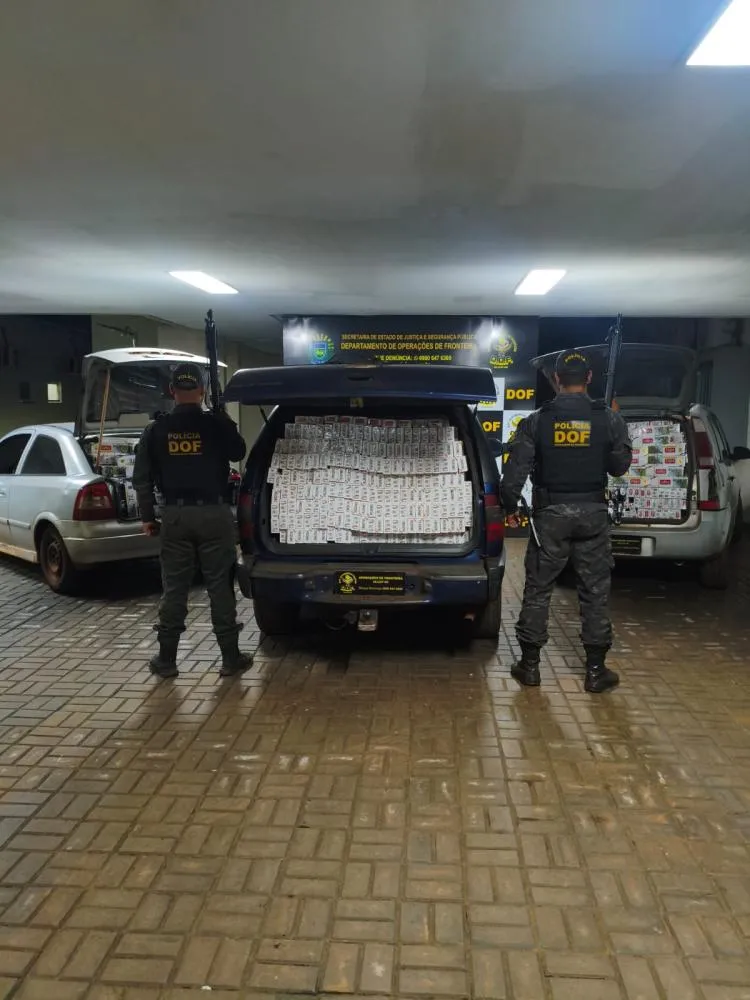 DOF estoura entreposto do contrabando e apreende 6 mil pacotes de cigarros e três veículos em Vila Vargas