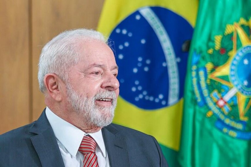 Presidente Lula é internado na UTI após sentir dores de cabeça e passa por cirurgia de emergência